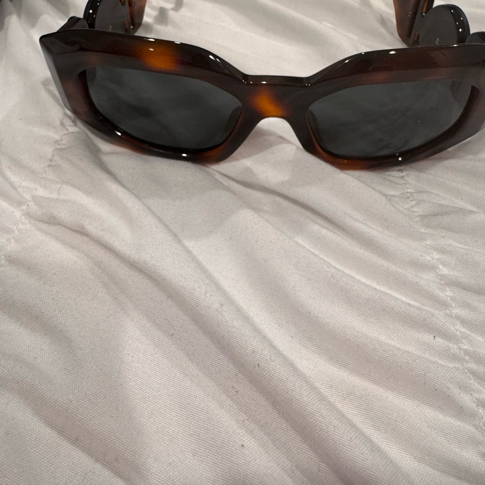 Versace Tortoise Shell Sunglasses - image 3